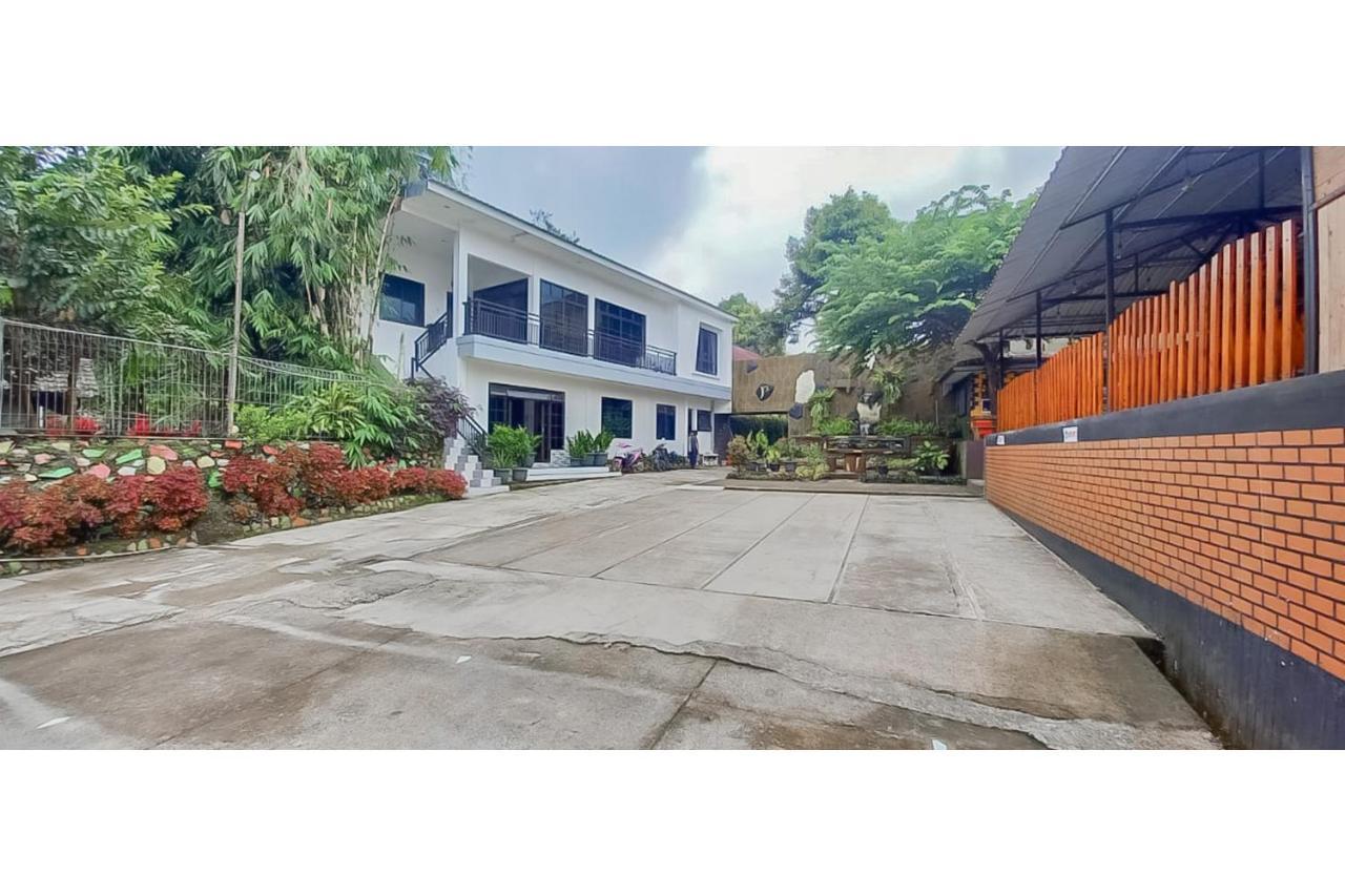 Hotel Sri Indrawati Puncak Mitra Reddoorz Богор Екстериор снимка